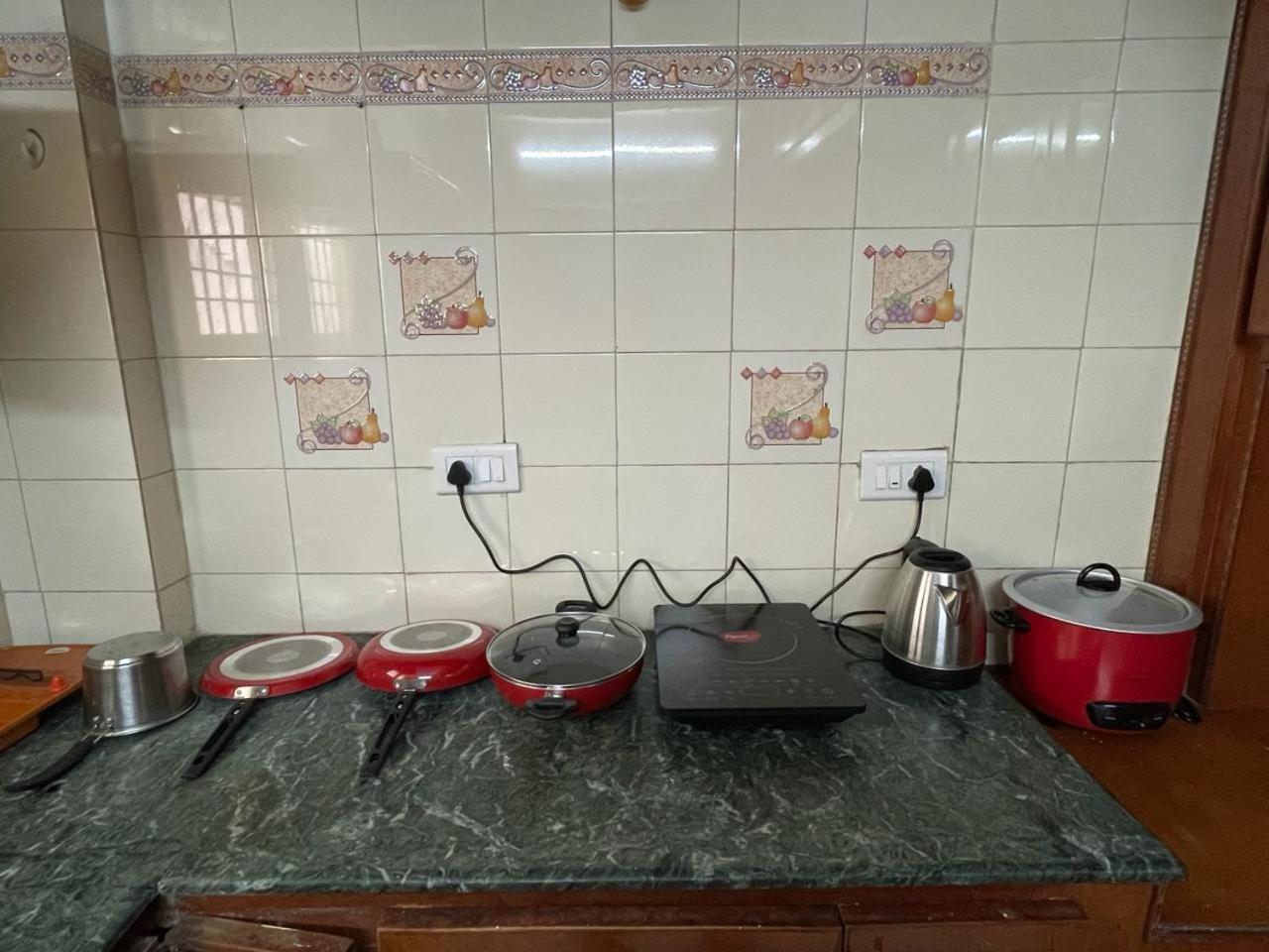 Servostay 5 Fully Furnished 2 Bhk Flats In Mvp Colony, Vizag 维沙卡帕特南 外观 照片
