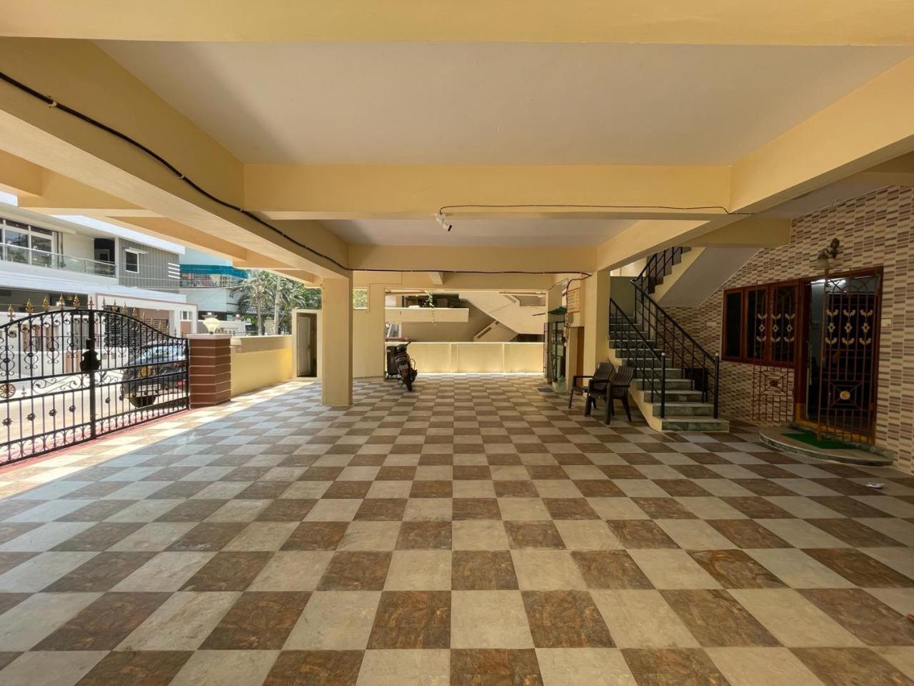 Servostay 5 Fully Furnished 2 Bhk Flats In Mvp Colony, Vizag 维沙卡帕特南 外观 照片